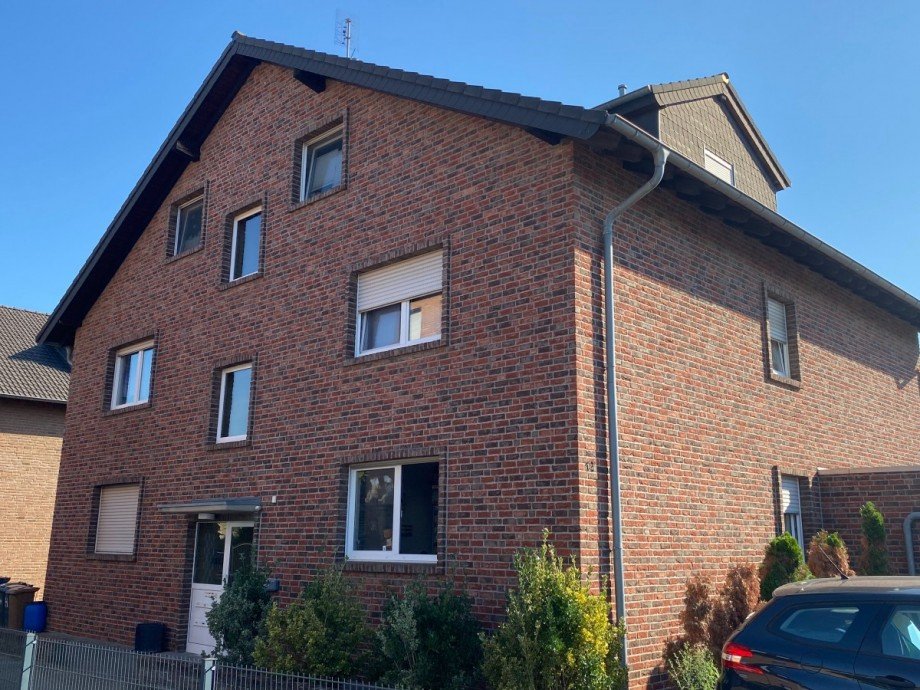 IMG_8337 Mehrfamilienhaus Elsdorf