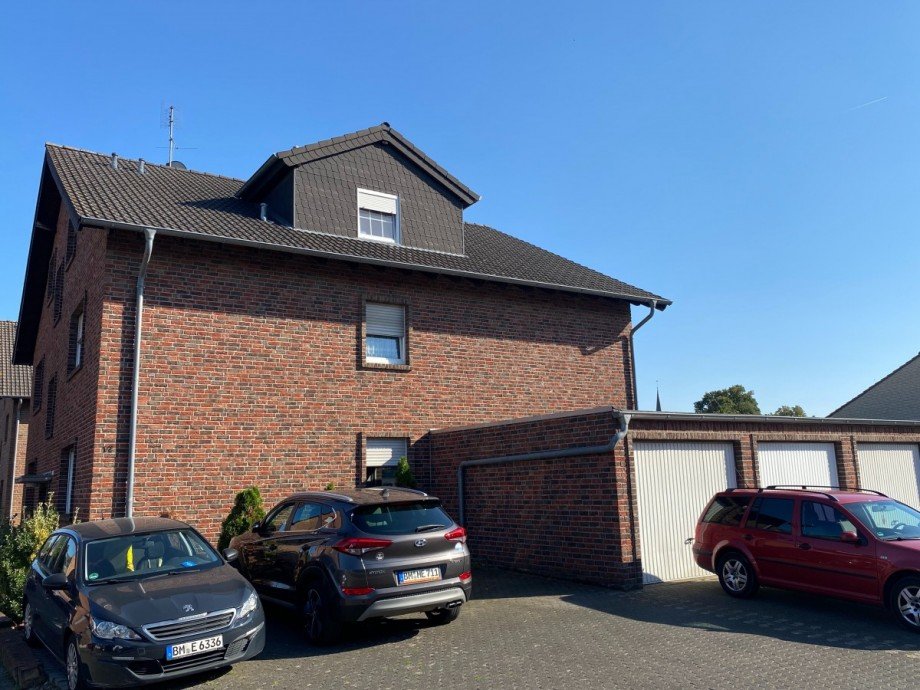 IMG_8338 Mehrfamilienhaus Elsdorf